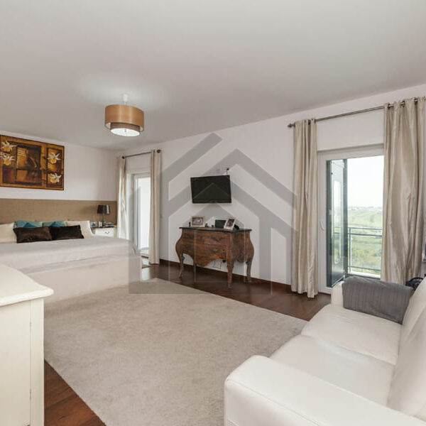 BC (18)-min BC (18)-min