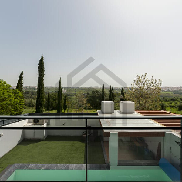 BC (32)-min BC (32)-min