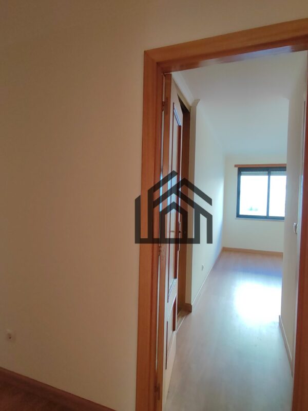 Montijo (18) Montijo (18)