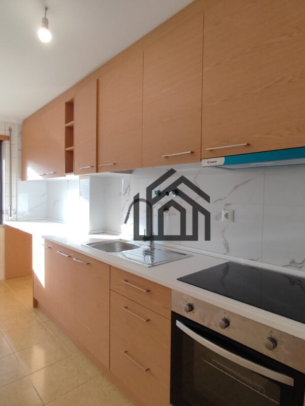 Montijo (24) Montijo (24)