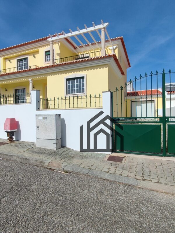 1740655954246 1740655954246