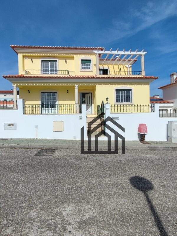 1740655954258 1740655954258