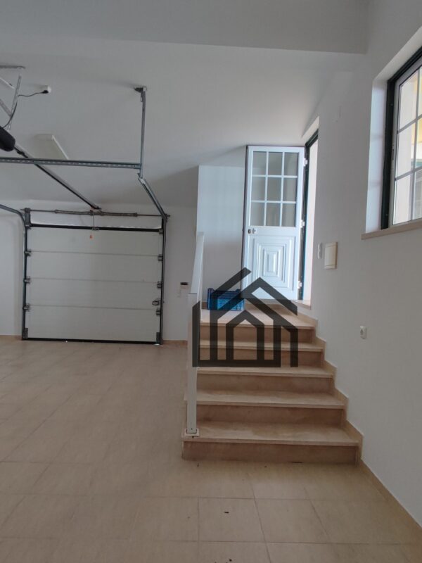 1740655954461 1740655954461