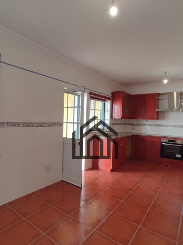 1740655954544 1740655954544