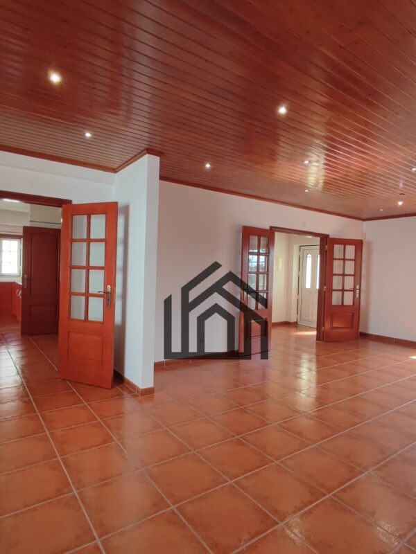 1740655954638 1740655954638