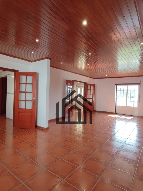 1740655954660 1740655954660