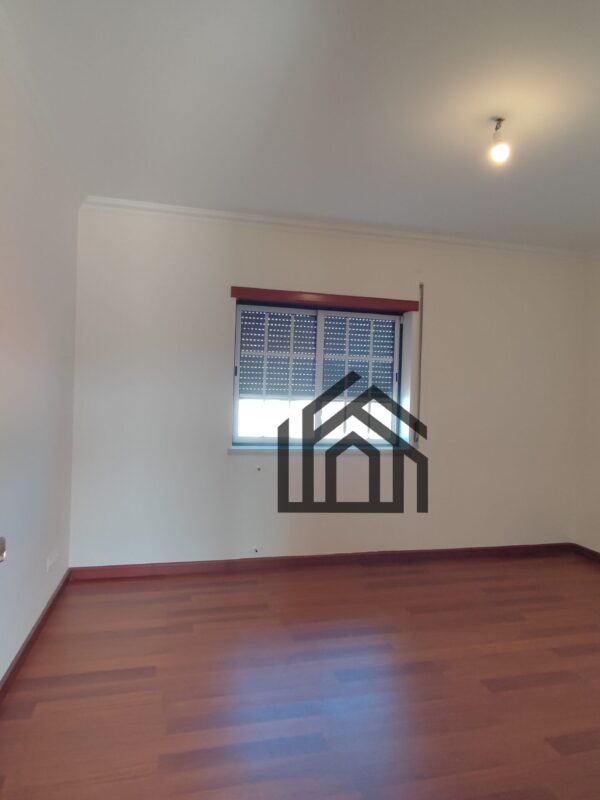 1740655954940 1740655954940