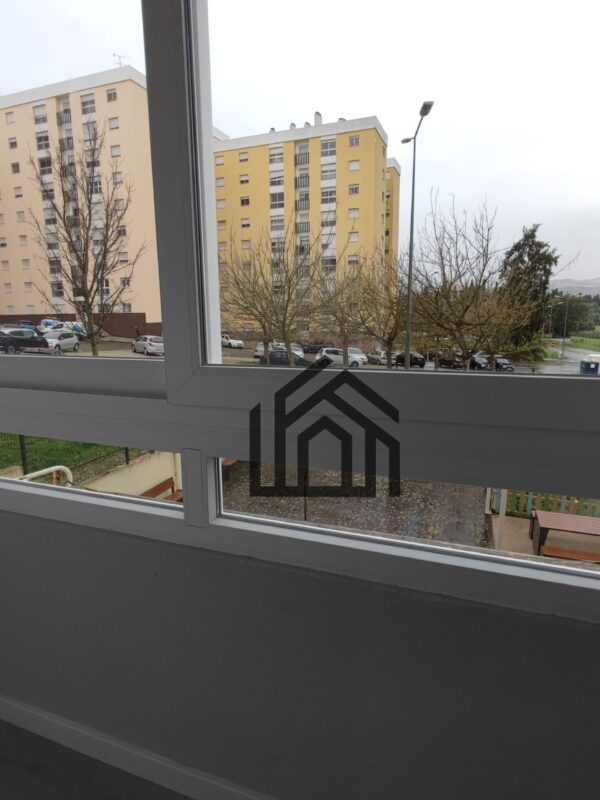 CP_1011 (12) CP_1011 (12)