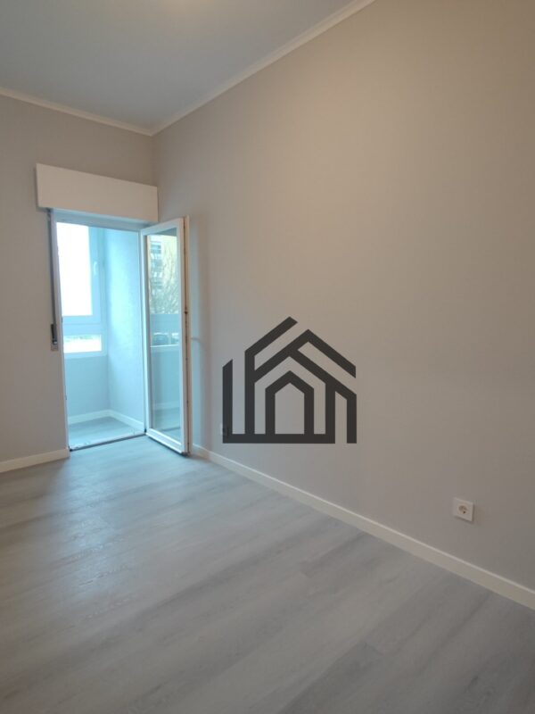 CP_1011 (13) CP_1011 (13)