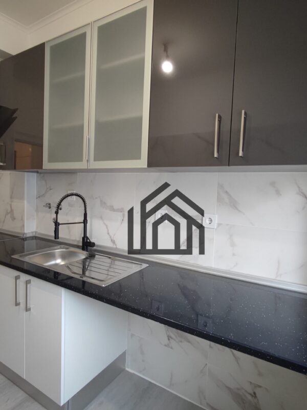 CP_1011 (24) CP_1011 (24)