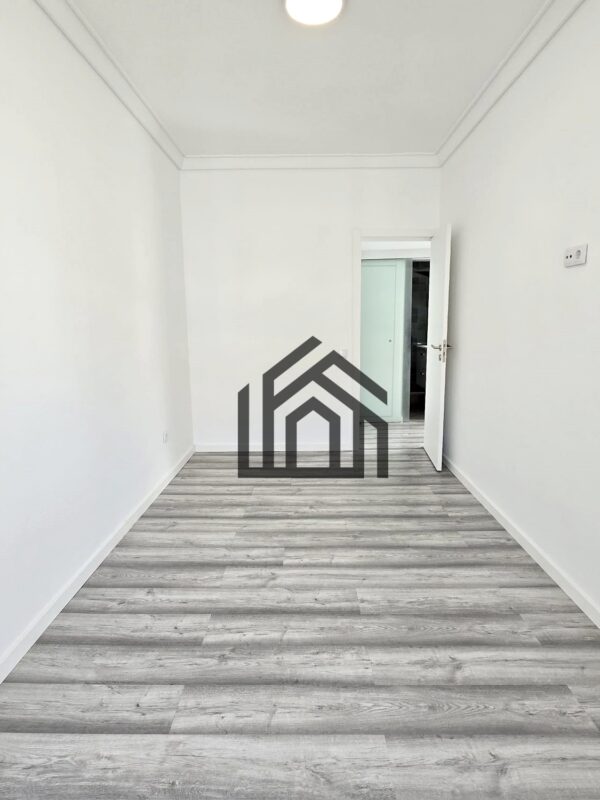 1744803306058 1744803306058