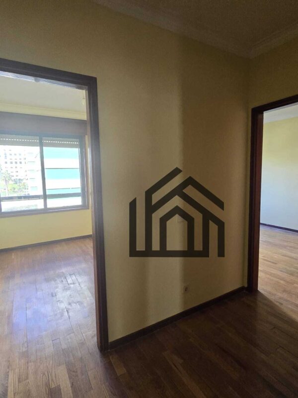 1741976612611 1741976612611