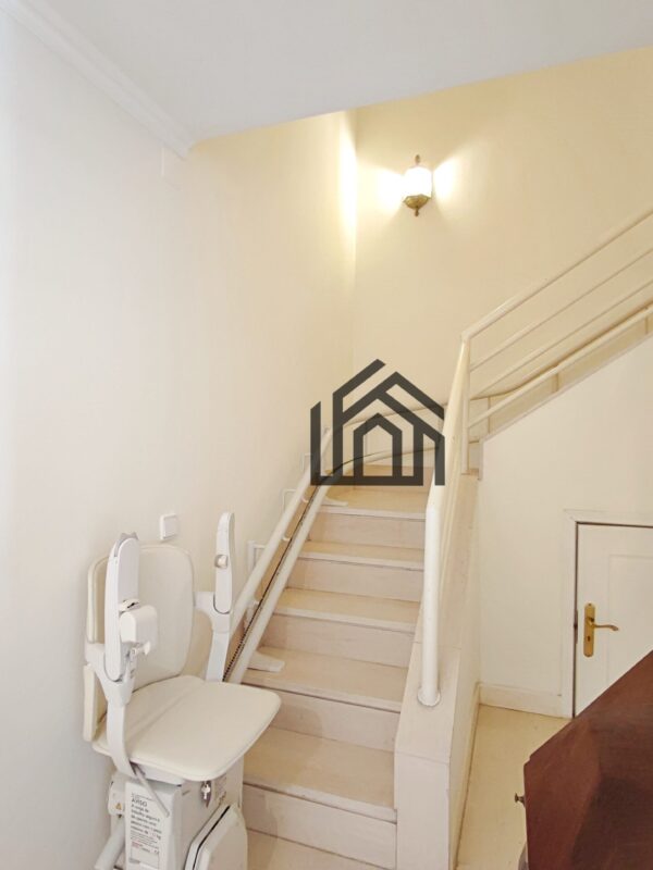 1751621553195 1751621553195