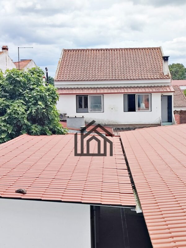 1749750852618 1749750852618