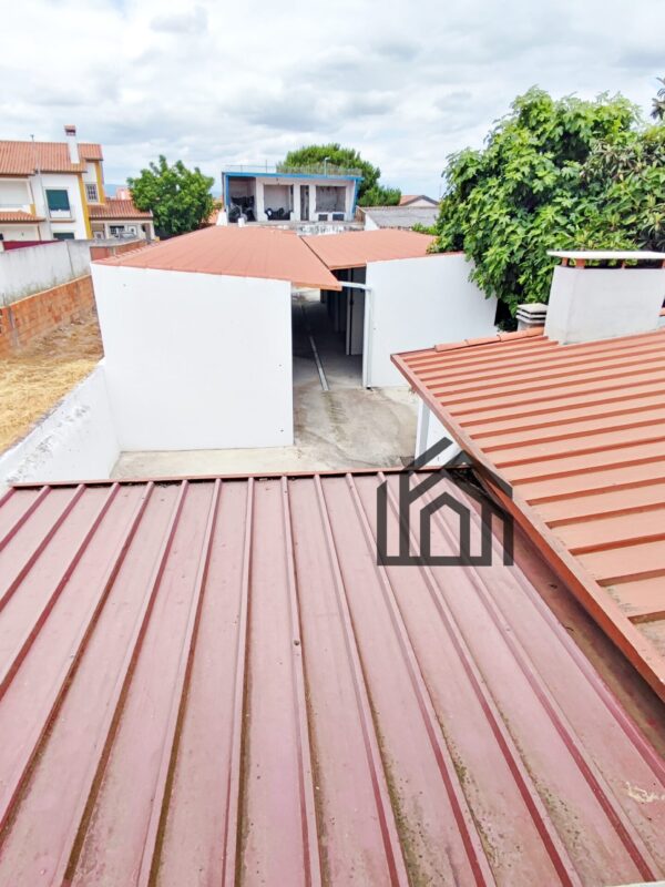 1749750852808 1749750852808