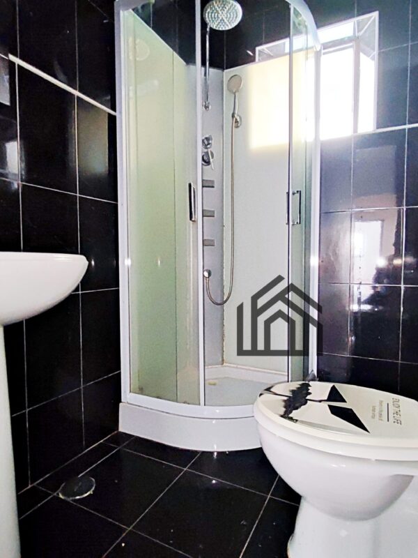 1749750852930 1749750852930