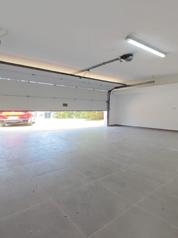 1751462835305 1751462835305