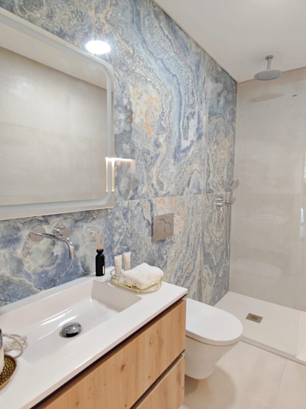 1751462835617 1751462835617