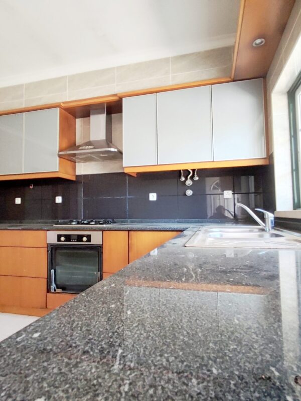 1755858169894 1755858169894