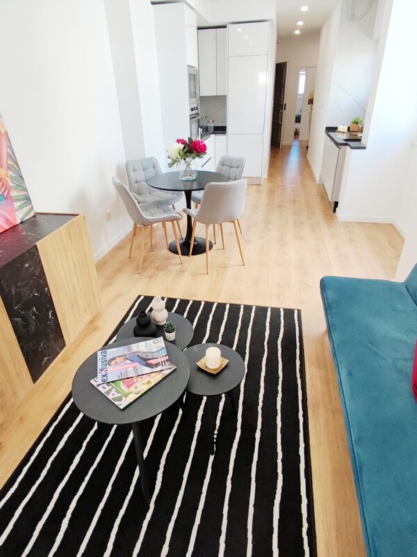 IMG-AD_RR008 (3) IMG-AD_RR008 (3)