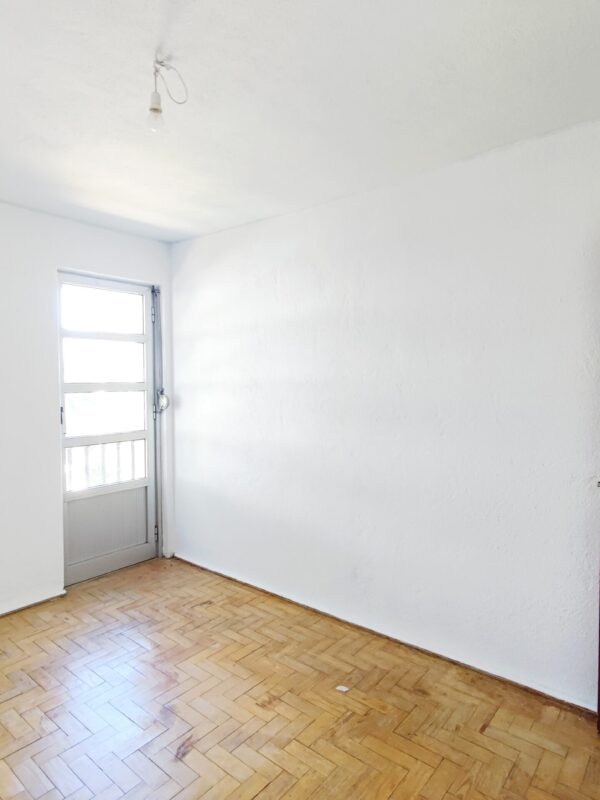 IMG-CP_1035 (12) IMG-CP_1035 (12)