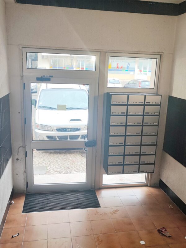 IMG-CP_1042 (2) IMG-CP_1042 (2)