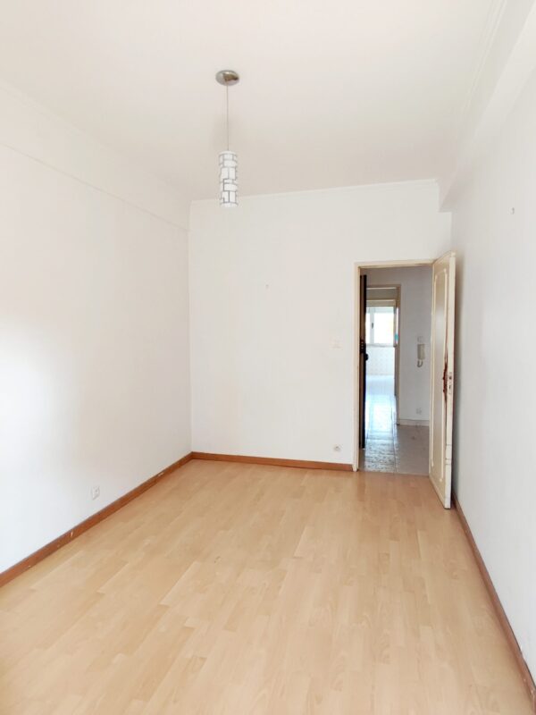 IMG-CP_1034V2 (19) IMG-CP_1034V2 (19)