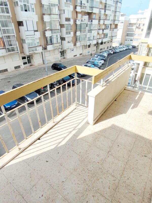 IMG-CP_1034V2 (21) IMG-CP_1034V2 (21)