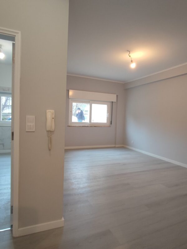 IMG-CP_966V2 (16) IMG-CP_966V2 (16)