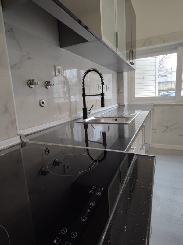 IMG-CP_966V2 (19) IMG-CP_966V2 (19)