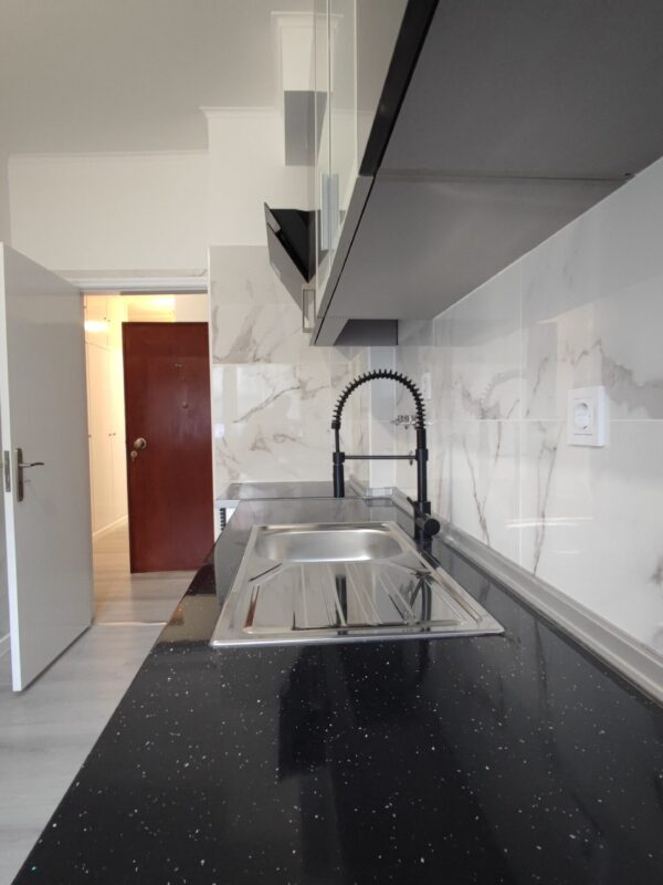 IMG-CP_966V2 (20) IMG-CP_966V2 (20)