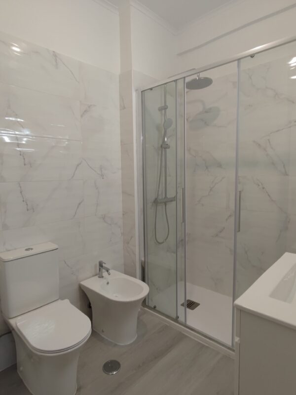 IMG-CP_966V2 (6) IMG-CP_966V2 (6)