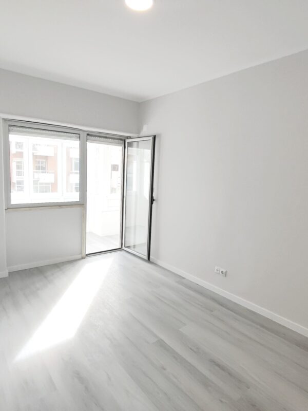 IMG-CP_1034V2 (12) IMG-CP_1034V2 (12)