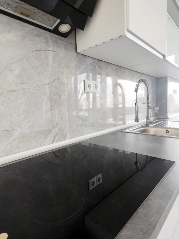 IMG-CP_1034V2 (20) IMG-CP_1034V2 (20)