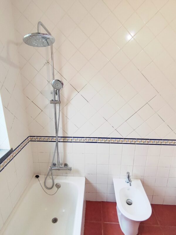 IMG-CP_1047 (5) IMG-CP_1047 (5)