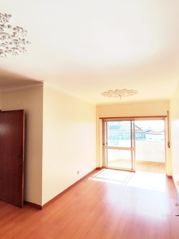 IMG-CP_1051 (14) IMG-CP_1051 (14)