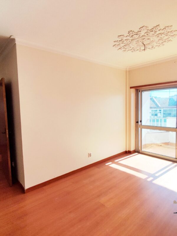 IMG-CP_1051 (15) IMG-CP_1051 (15)