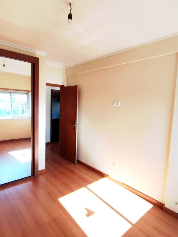 IMG-CP_1051 (8) IMG-CP_1051 (8)